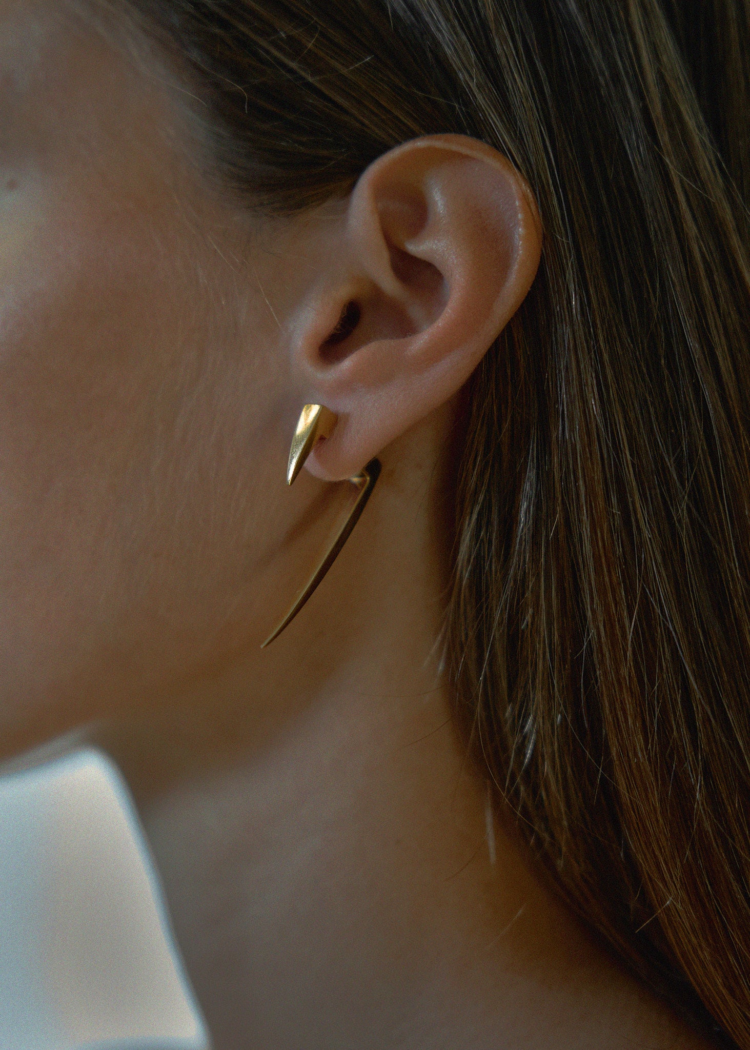 THE CLINCH EARRINGS